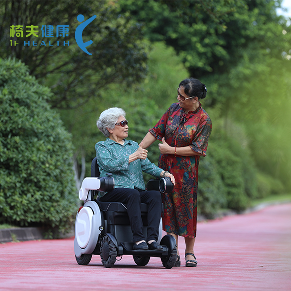 インテリジェント電気車椅子が高齢者にとって最も安全なモビリティツールなのはなぜですか？